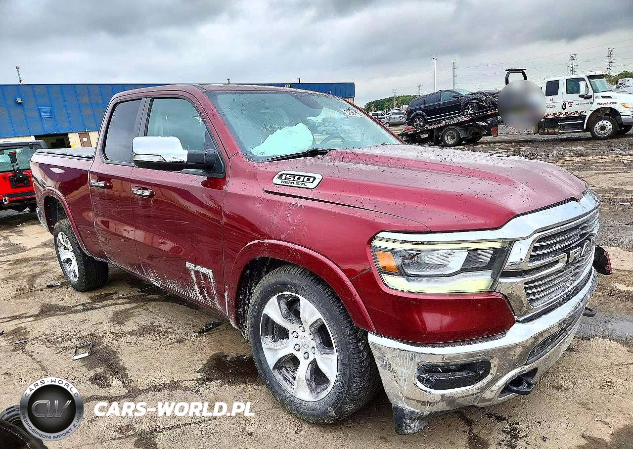 2019 Ram 1500 Laramie VIN:1C6SRFDT8KN812620 - 4