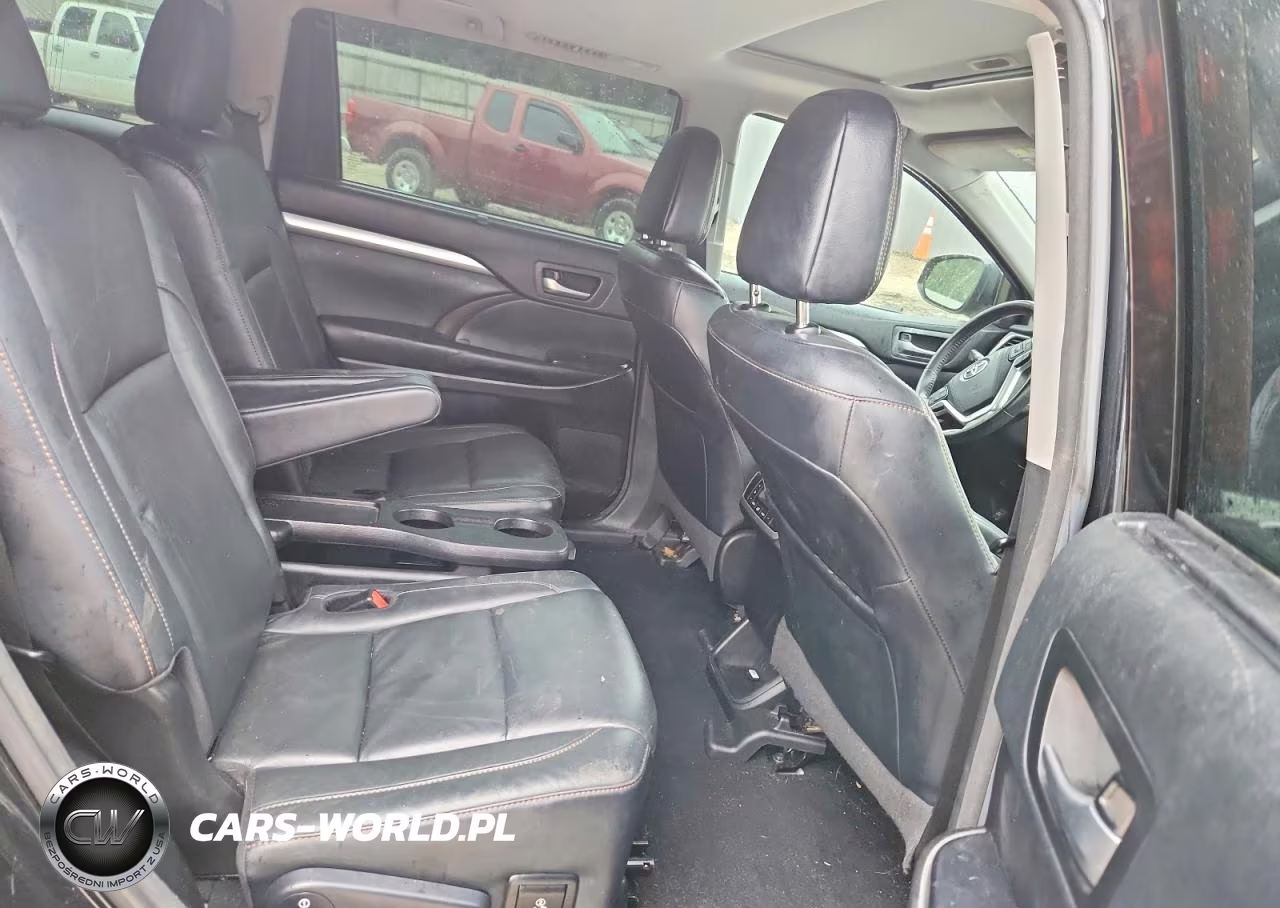 2018 Toyota Highlander Xle VIN:5TDKZRFH2JS534082 - 11