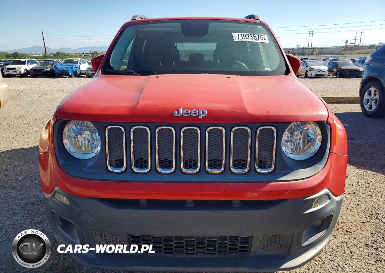 2015 Jeep Renegade Latitude VIN:ZACCJABH1FPB90350 - 5