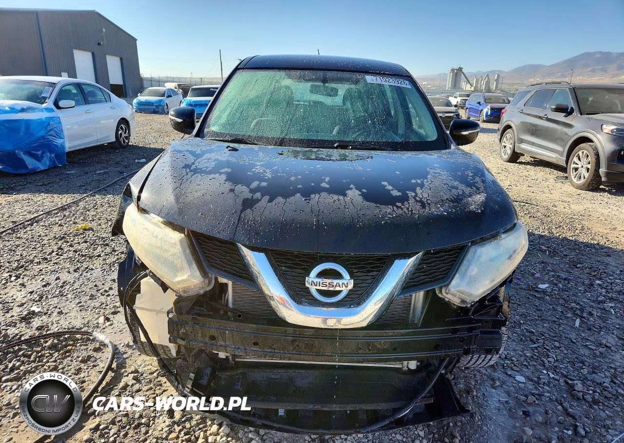 2015 Nissan Rogue S VIN:KNMAT2MV5FP507019 - 5