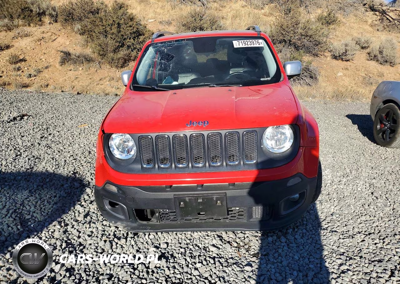2016 Jeep Renegade Limited VIN:ZACCJBDT2GPC61306 - 5