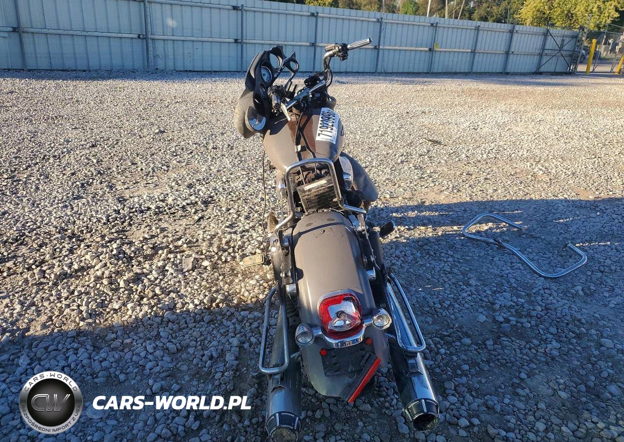 2009 Harley-Davidson Flhx VIN:1HD1KB4129Y615059 - 4