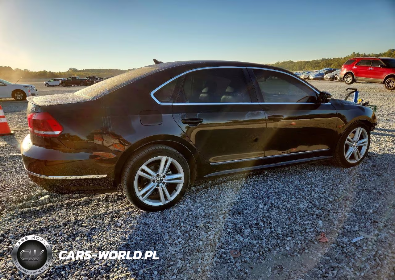 2013 Volkswagen Passat Sel VIN:1VWCN7A32DC007453 - 3