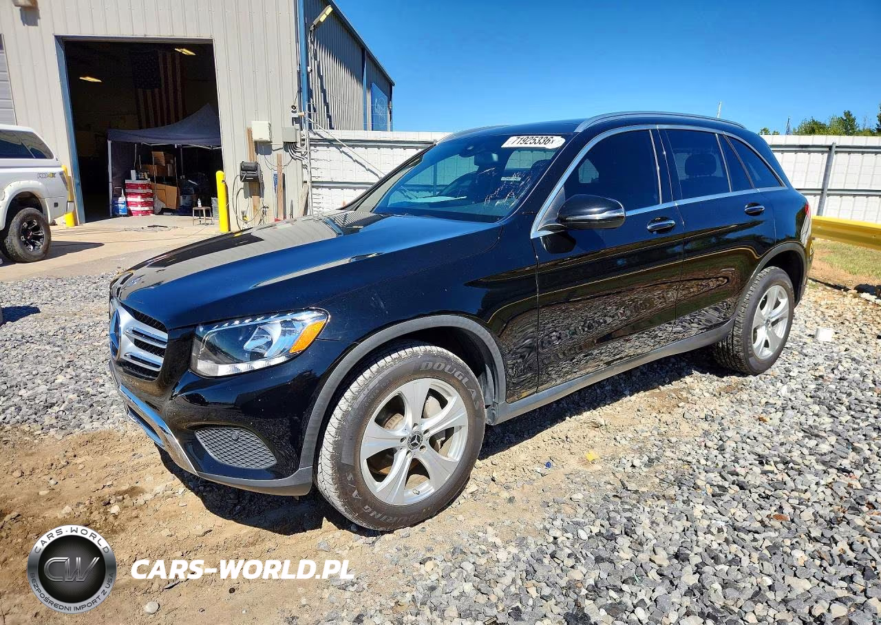 2017 Mercedes-Benz Glc 300 VIN:WDC0G4JBXHF212877 - 1