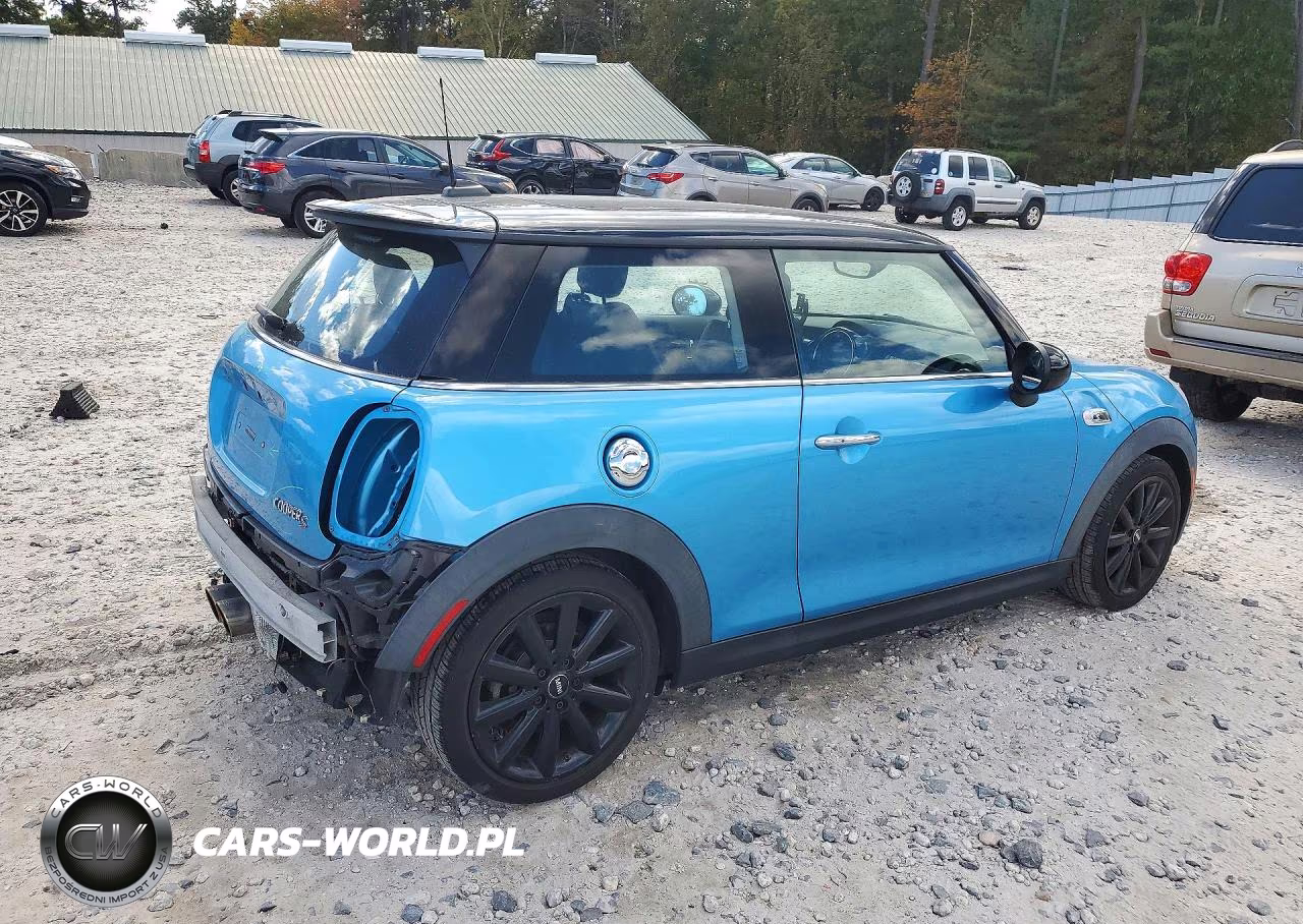 2018 Mini Cooper S VIN:WMWXP7C53J2A47717 - 3