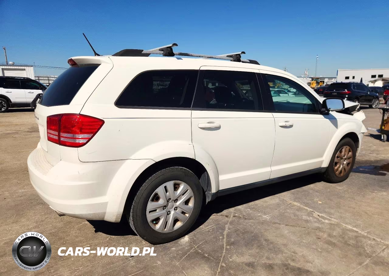 2017 Dodge Journey Se VIN:3C4PDCAB4HT696882 - 3