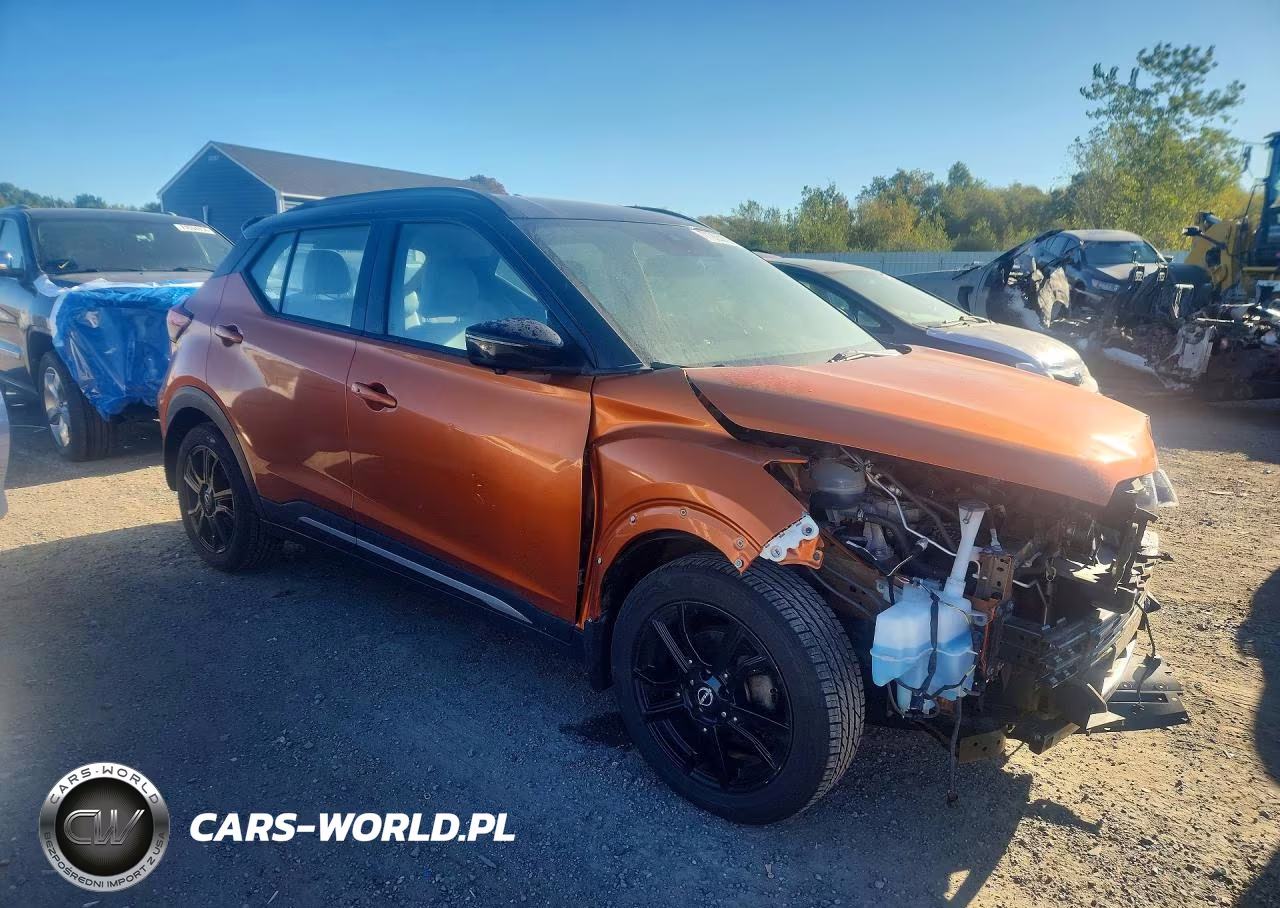 2023 Nissan Kicks Sr VIN:3N1CP5DV6PL491279 - 4