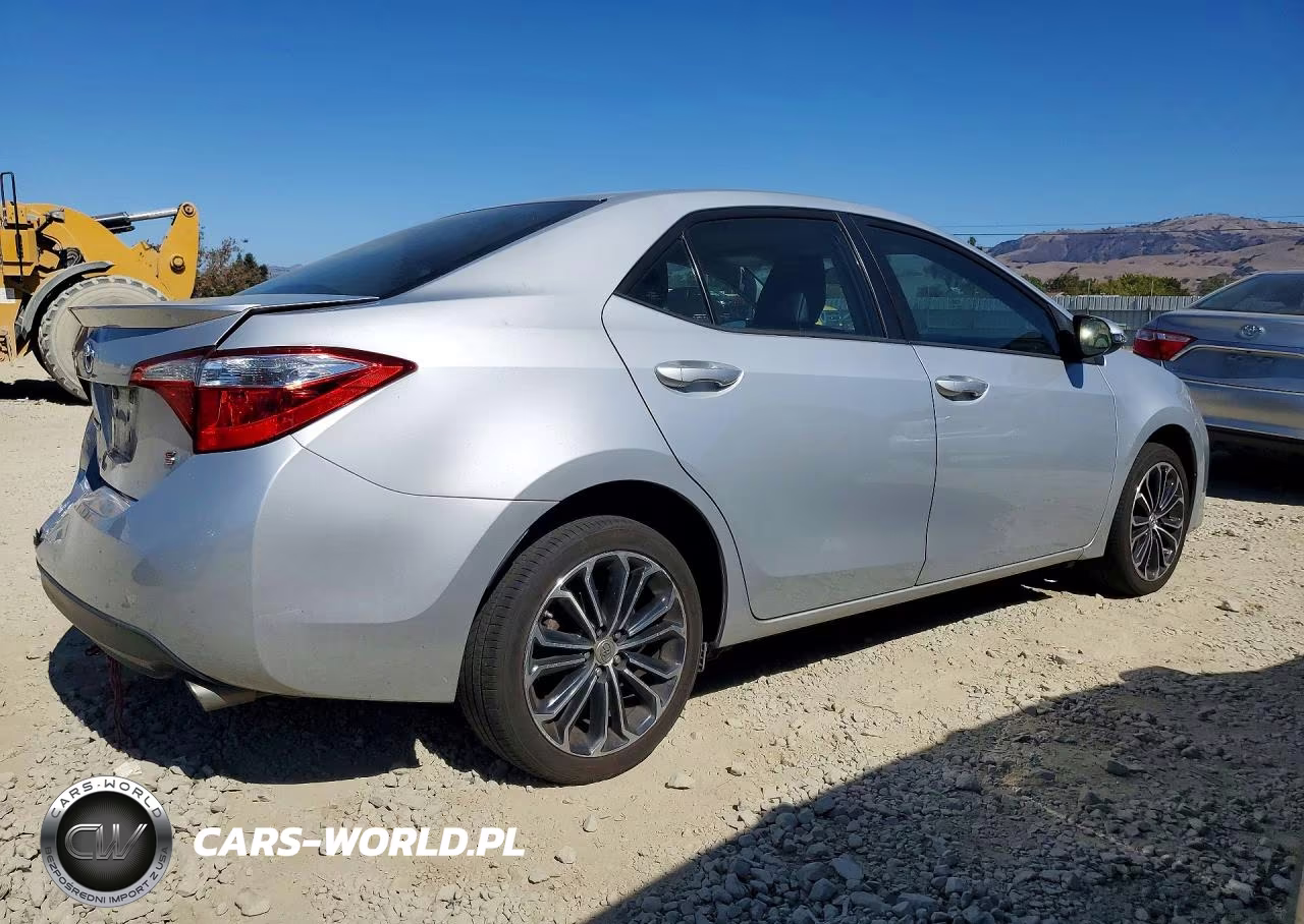 2014 Toyota Corolla S Plus VIN:5YFBURHE5EP133612 - 3