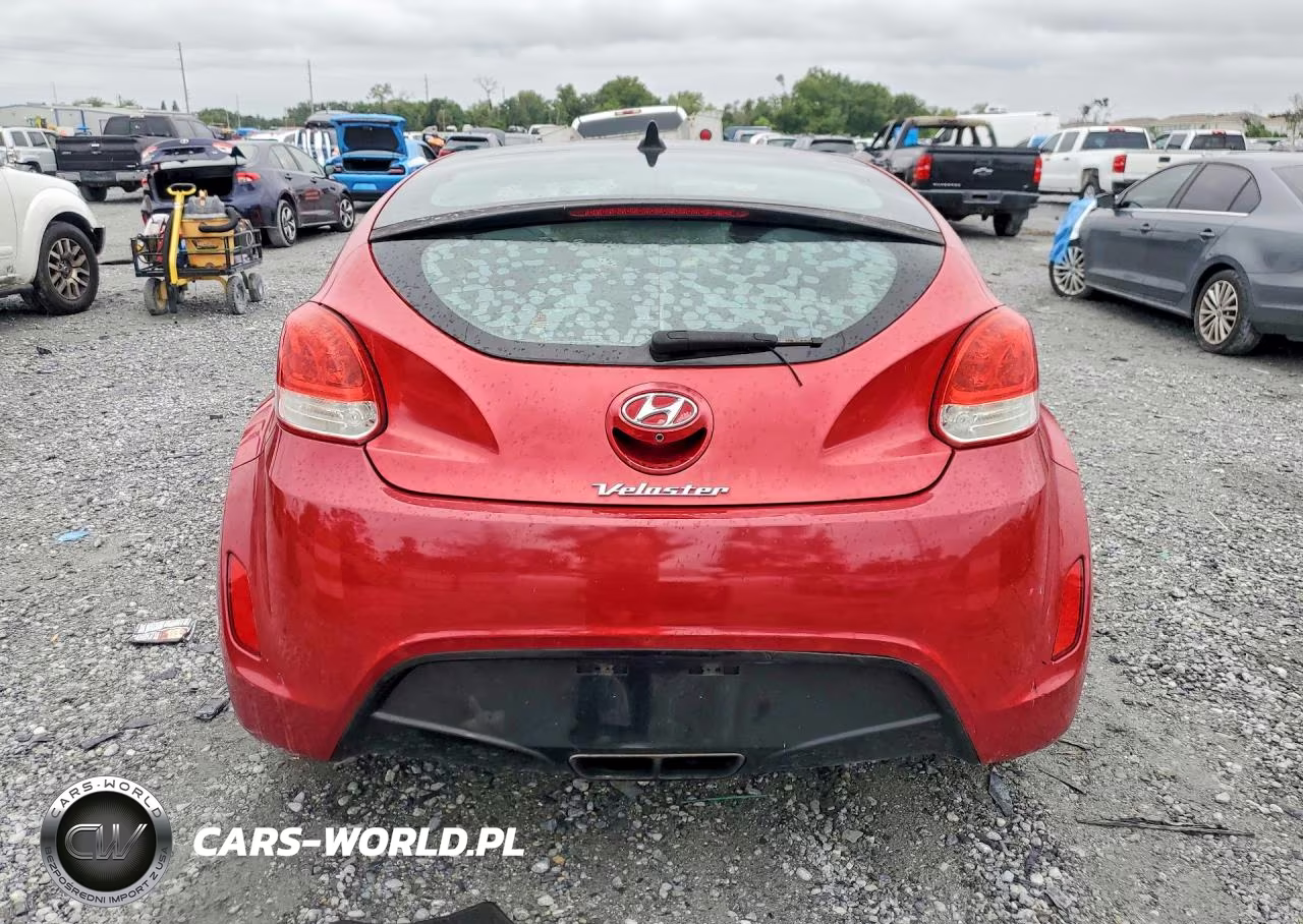 2016 Hyundai Veloster Base VIN:KMHTC6AD4GU266192 - 6