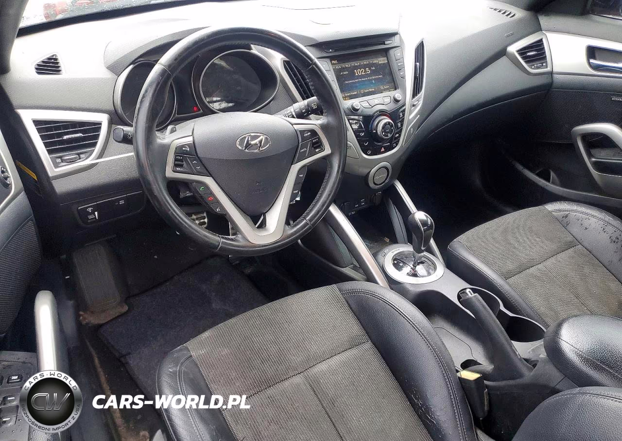2016 Hyundai Veloster Base VIN:KMHTC6AD4GU266192 - 8
