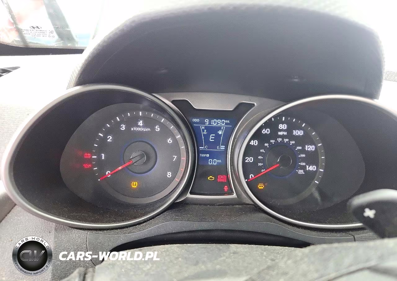 2016 Hyundai Veloster Base VIN:KMHTC6AD4GU266192 - 9