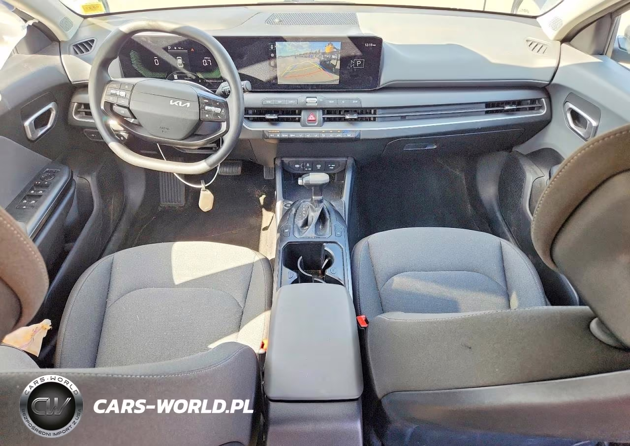 2025 Kia K4 Lxs VIN:3KPFT4DE0SE047330 - 8