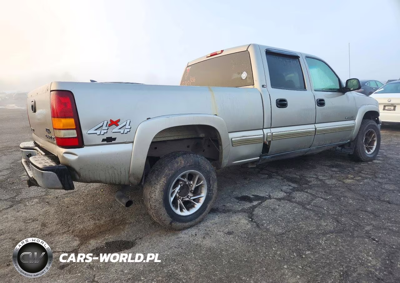 2002 Chevrolet Silverado K1500 Heavy Duty VIN:1GCGK13U72F207918 - 3
