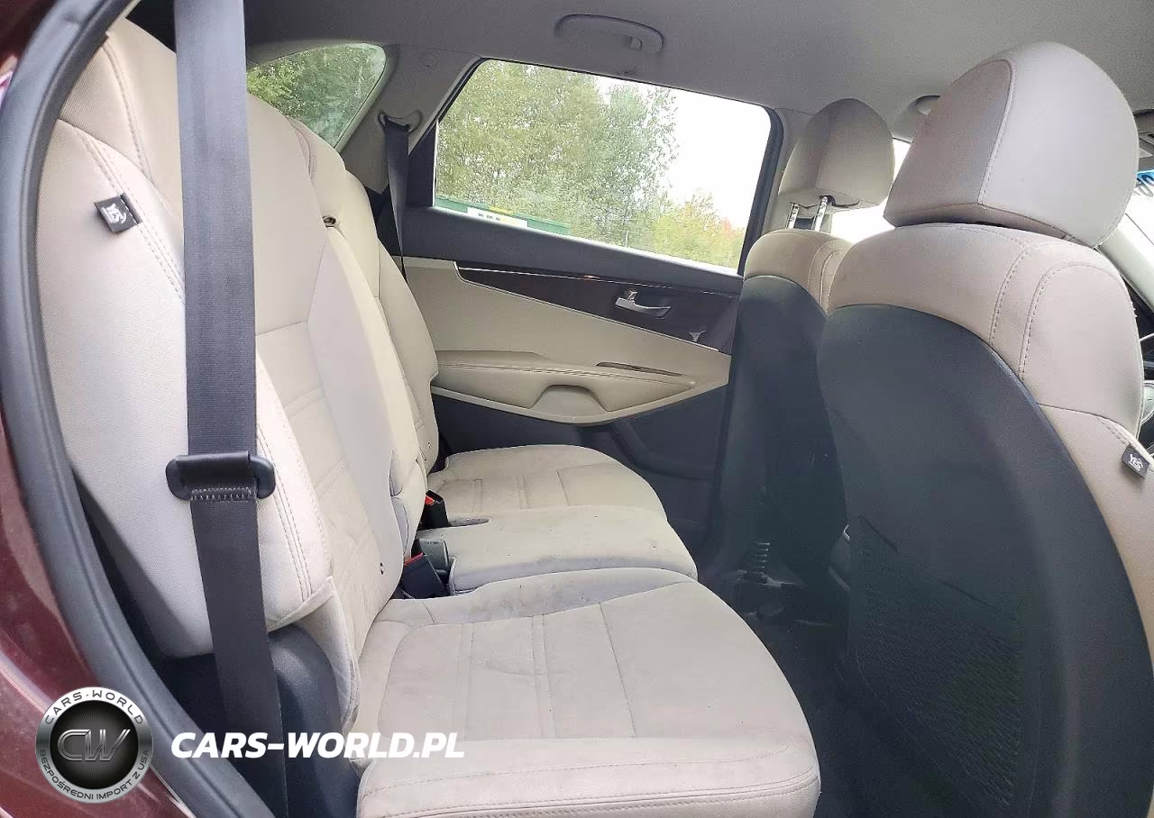 2018 Kia Sorento Lx VIN:5XYPG4A30JG357684 - 11