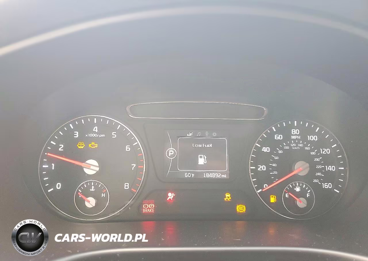 2018 Kia Sorento Lx VIN:5XYPG4A30JG357684 - 9