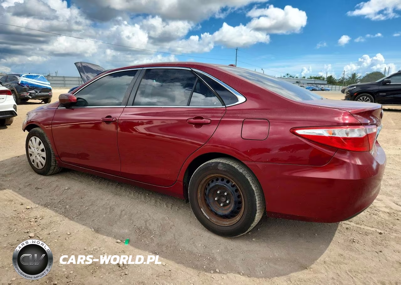 2016 Toyota Camry Le VIN:4T1BF1FK9GU612864 - 2