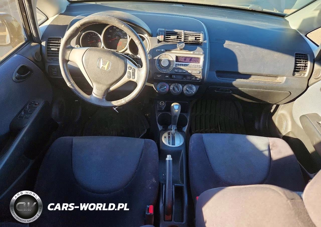 2008 Honda Fit Sport VIN:JHMGD38628S016454 - 8