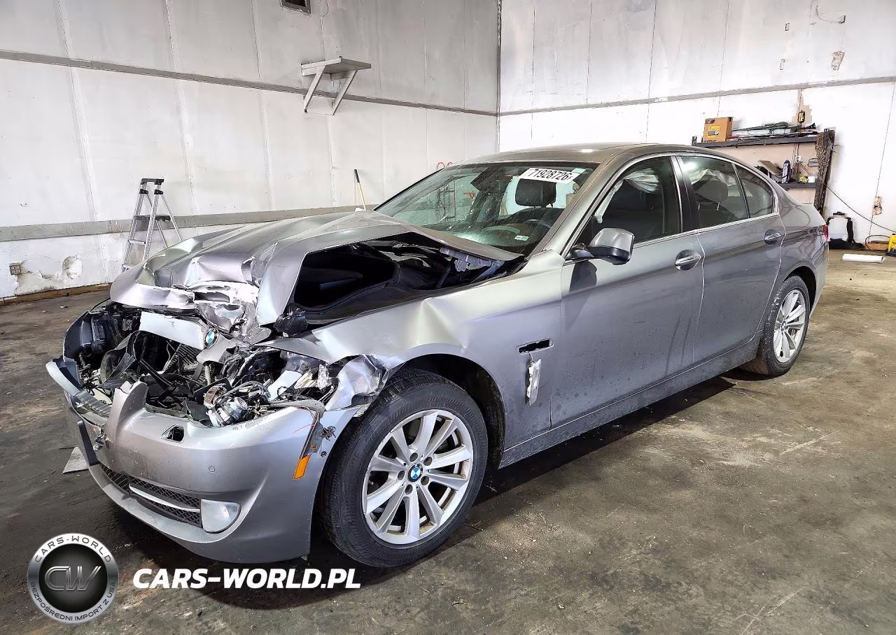 2013 BMW 528 Xi VIN:WBAXH5C53DD111469 - 1