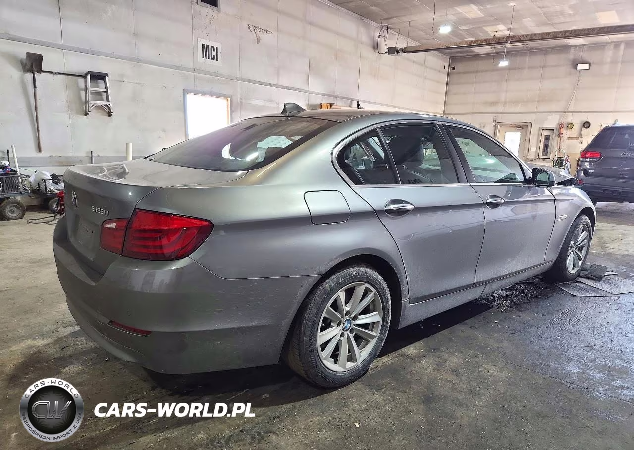 2013 BMW 528 Xi VIN:WBAXH5C53DD111469 - 3