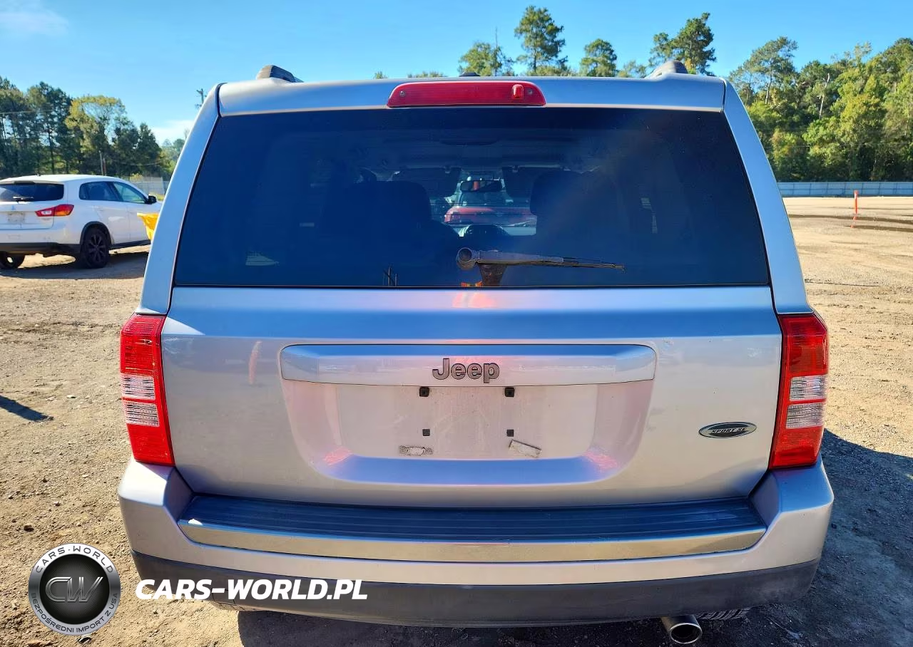 2016 Jeep Patriot Sport VIN:1C4NJPBA3GD706335 - 6