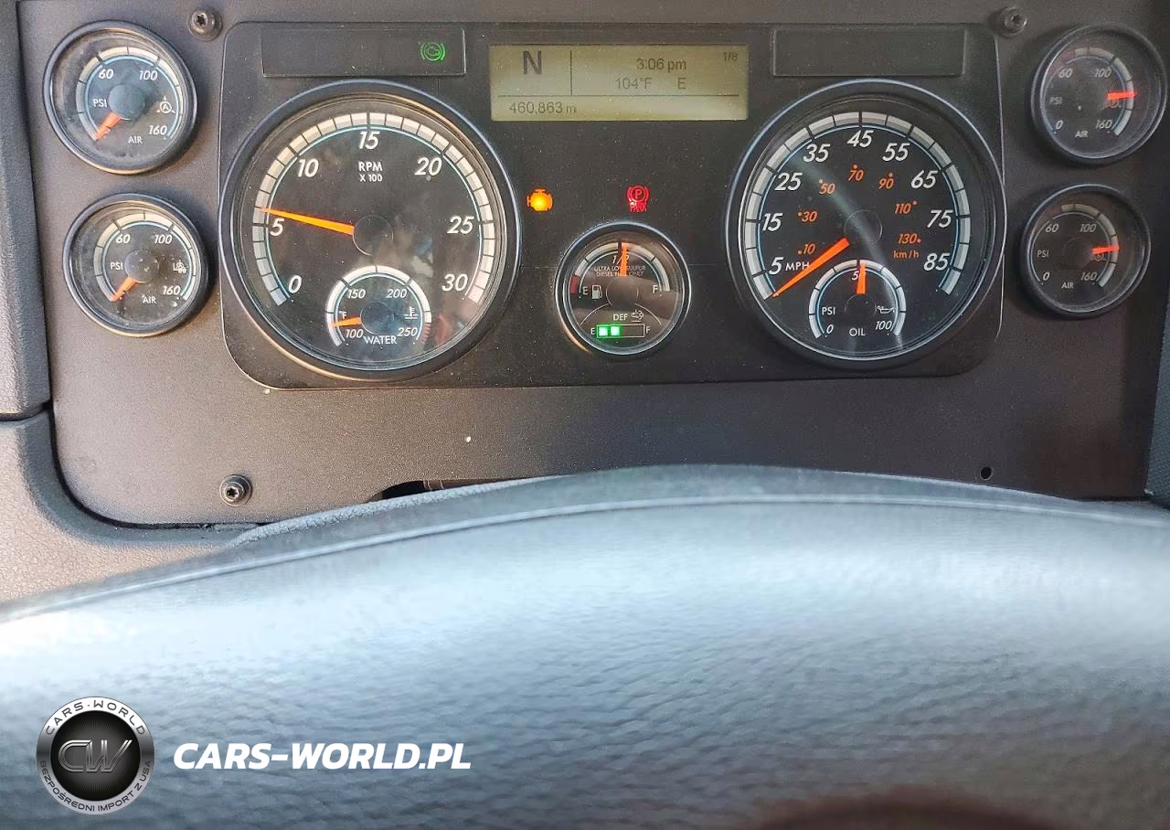2018 Freightliner Cascadia 125 Semi Truck VIN:3AKJGLDR0JSJN1508 - 9