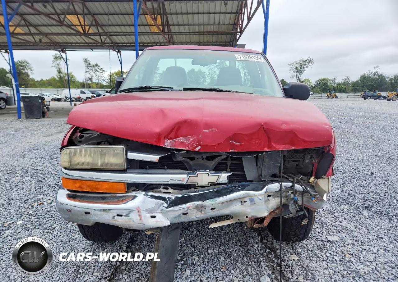 1999 Chevrolet S Truck S10 VIN:1GCCS1447X8172824 - 5
