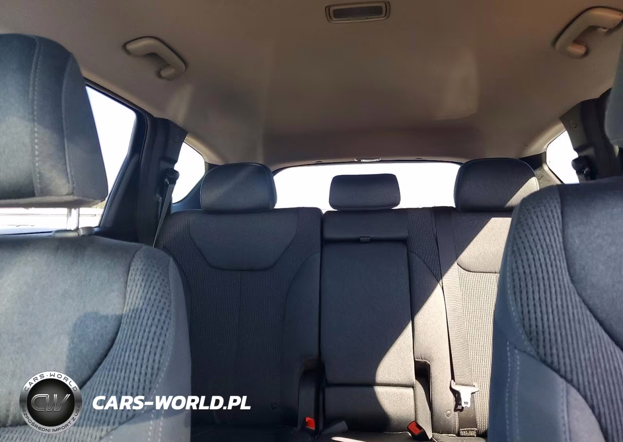 2019 Hyundai Santa Fe Se VIN:5NMS23AD0KH101550 - 10