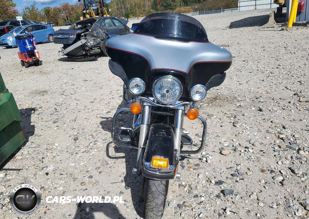 2010 Harley-Davidson Flhtcu VIN:1HD1FC416AB607533 - 2