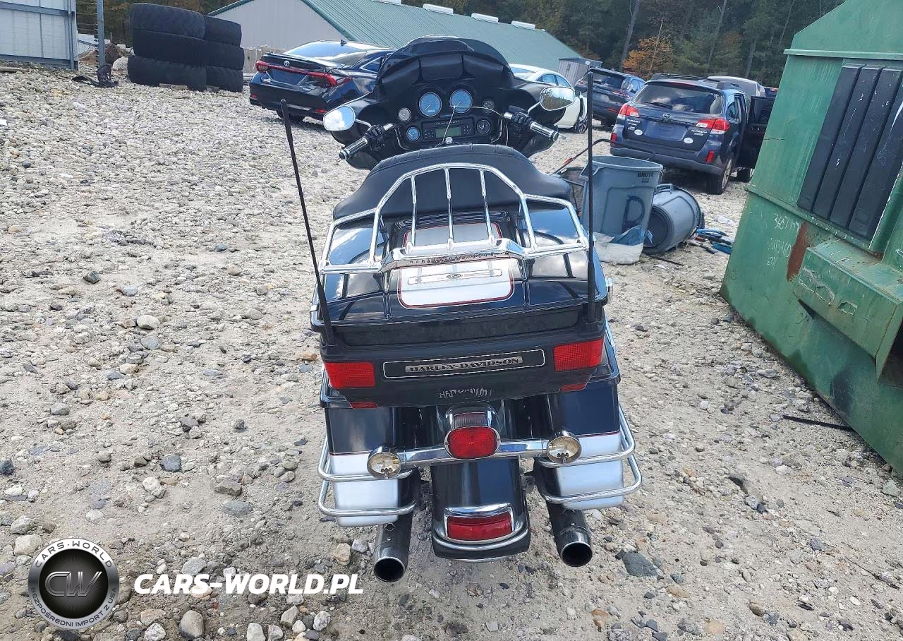 2010 Harley-Davidson Flhtcu VIN:1HD1FC416AB607533 - 4