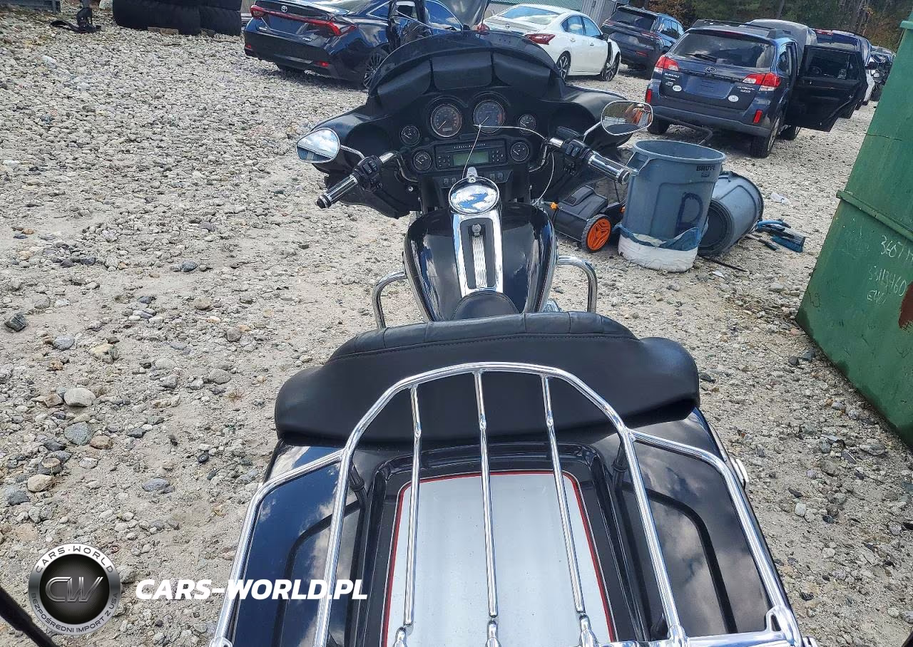 2010 Harley-Davidson Flhtcu VIN:1HD1FC416AB607533 - 6