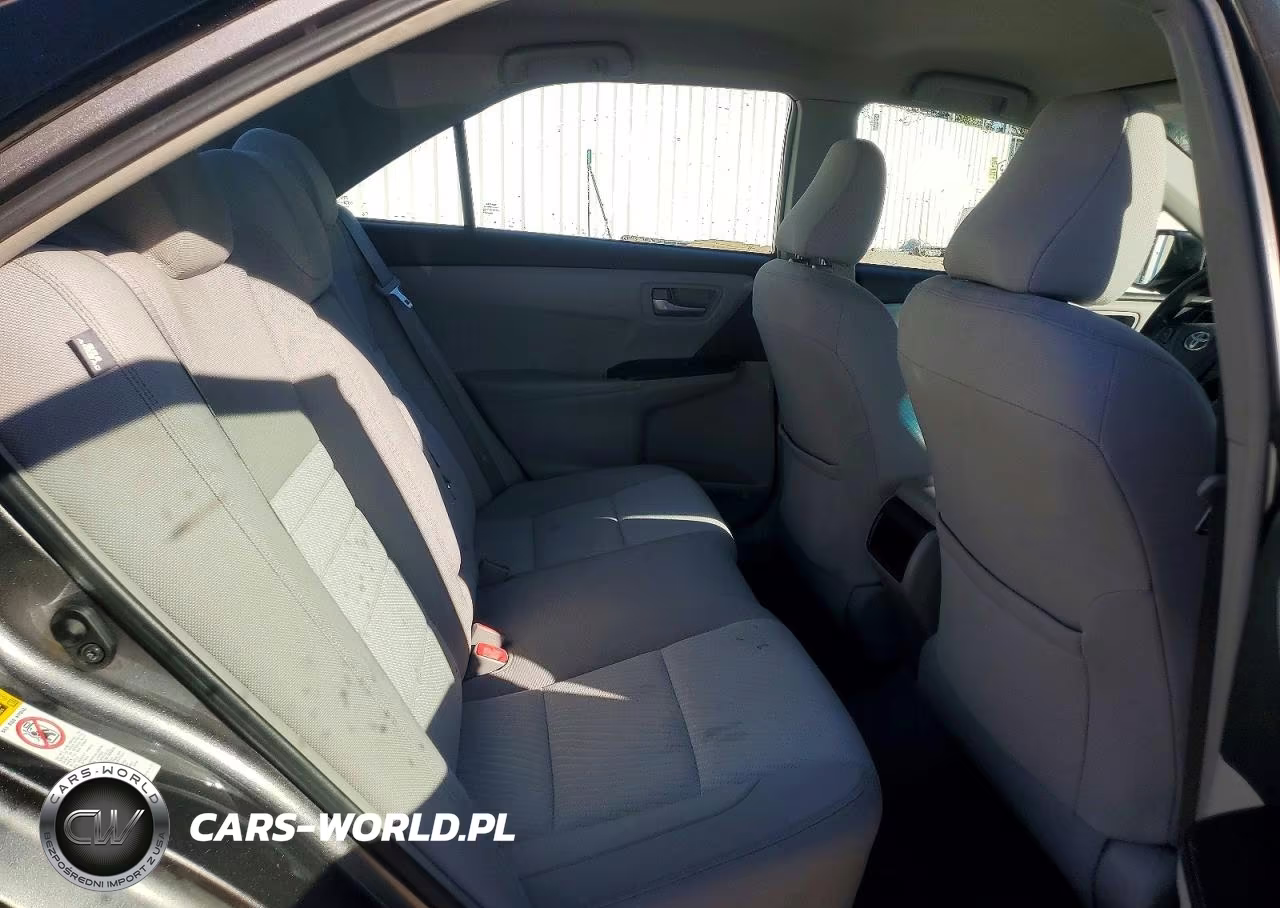 2017 Toyota Camry Le VIN:4T1BF1FK3HU657008 - 10