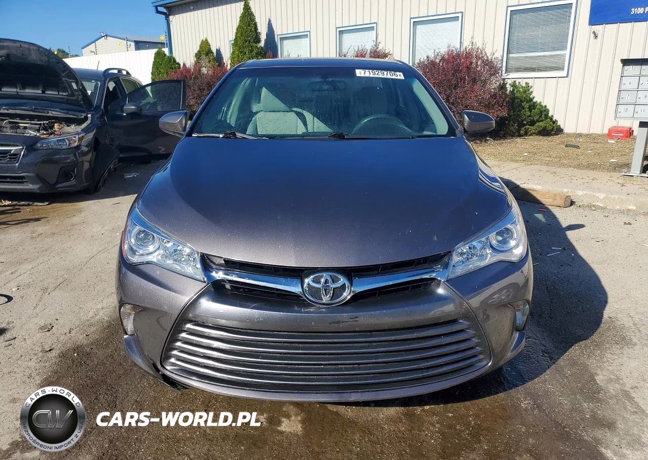 2017 Toyota Camry Le VIN:4T1BF1FK3HU657008 - 5