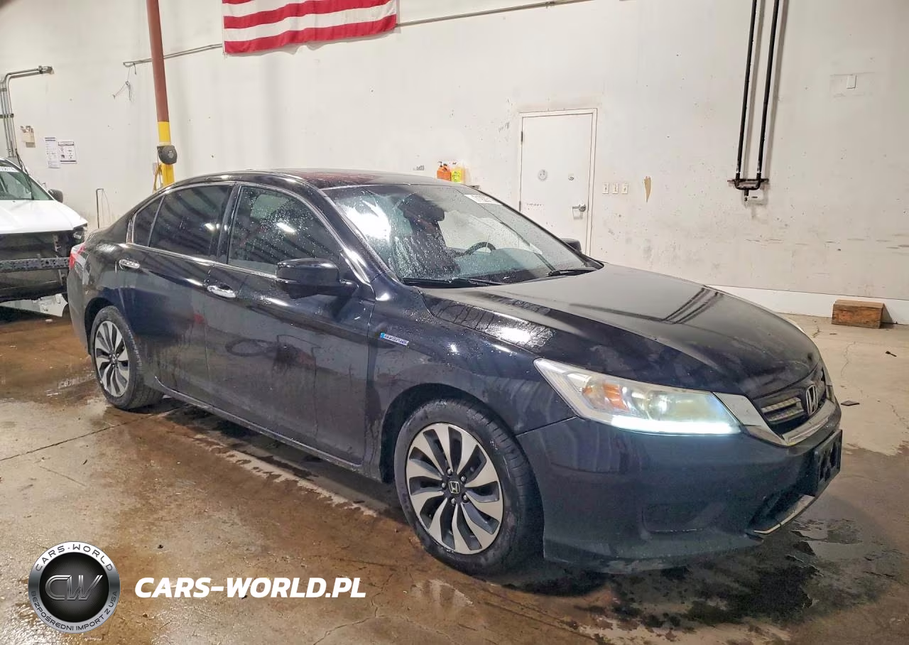 2014 Honda Accord Touring Hybrid VIN:1HGCR6F78EA005637 - 4