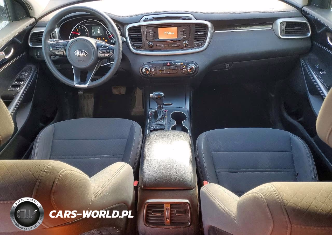 2018 Kia Sorento Lx V6 VIN:5XYPGDA55JG338677 - 8
