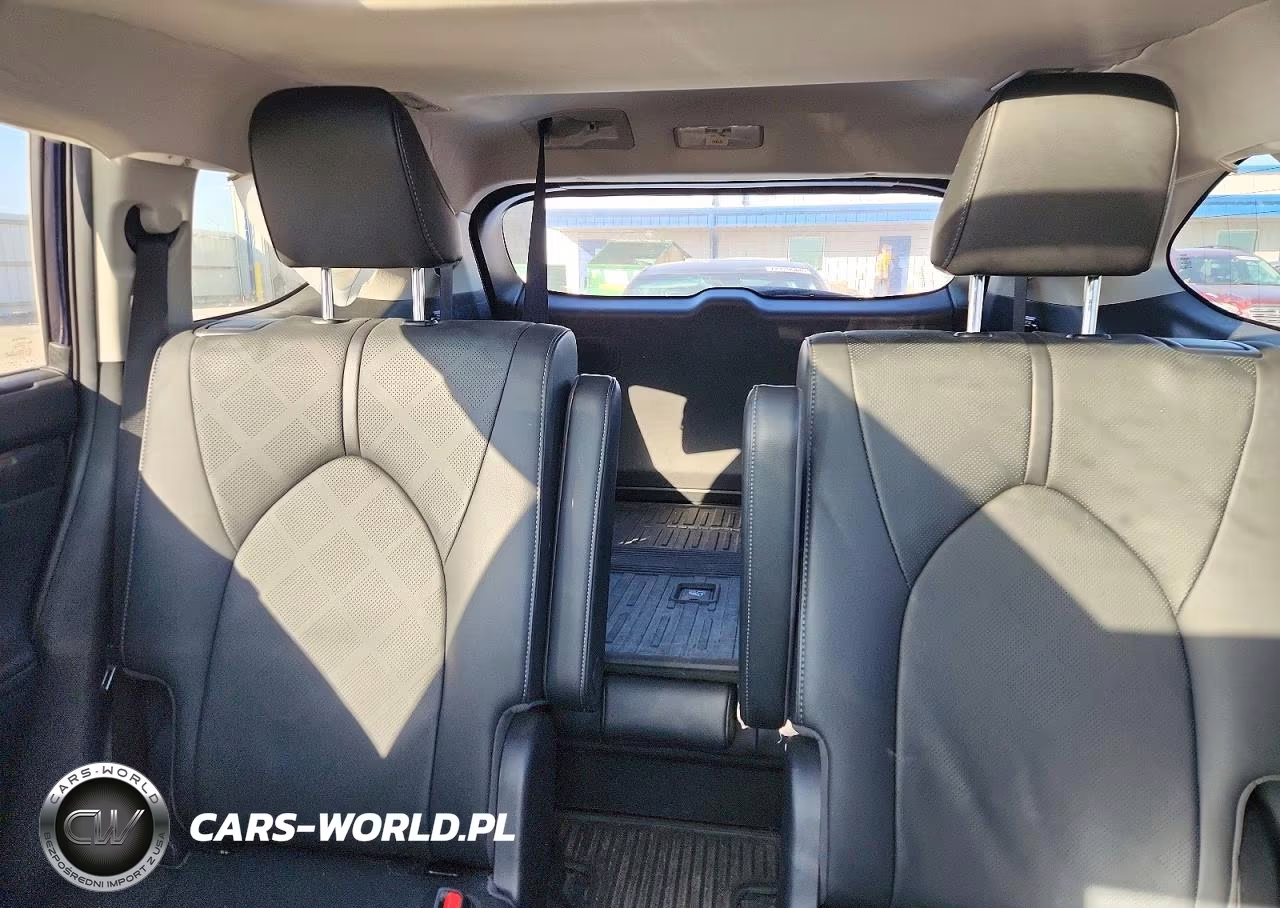 2020 Toyota Highlander Hybrid Platinum VIN:5TDEBRCH0LS007554 - 10