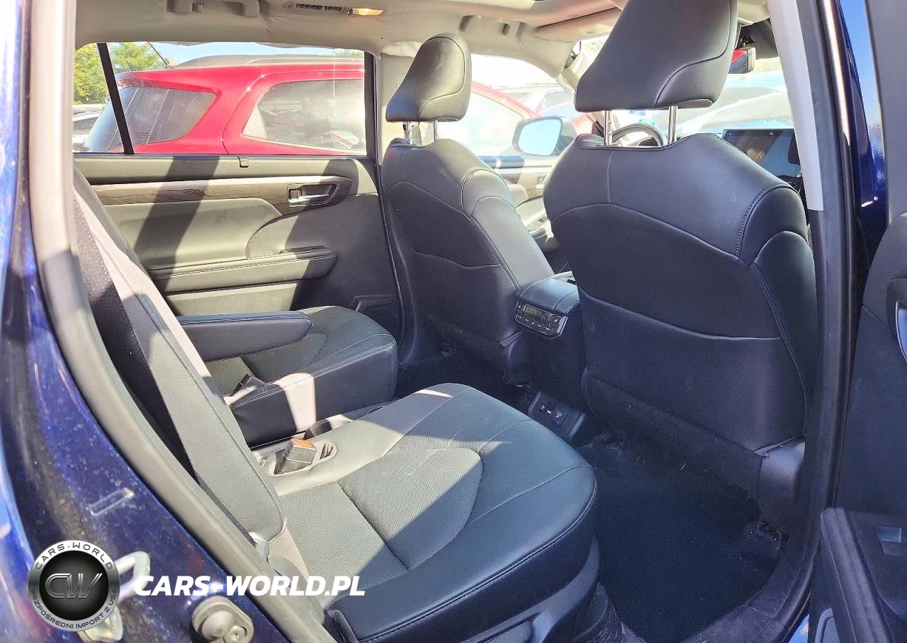 2020 Toyota Highlander Hybrid Platinum VIN:5TDEBRCH0LS007554 - 11