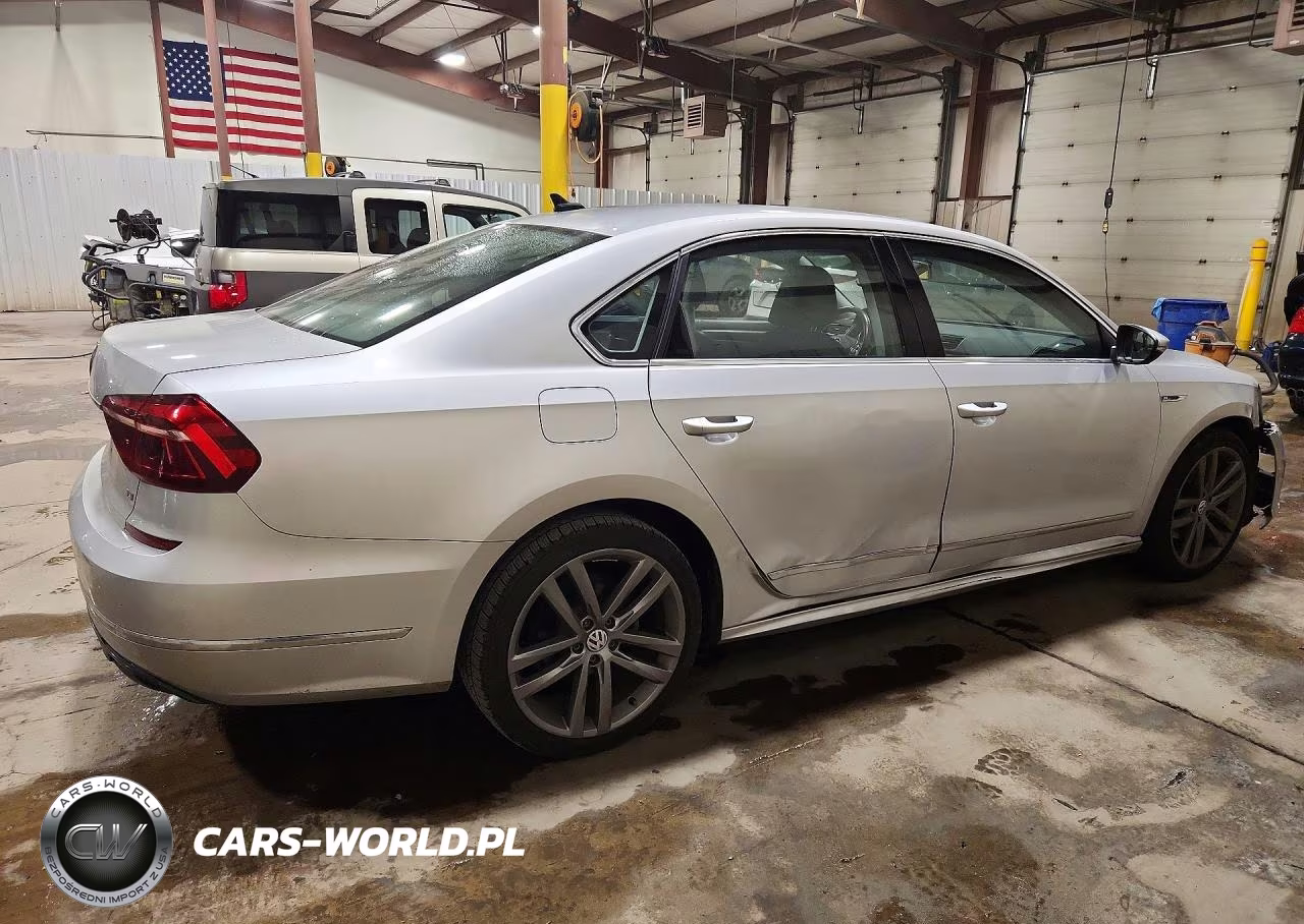 2017 Volkswagen Passat R-Line VIN:1VWDT7A3XHC005420 - 3