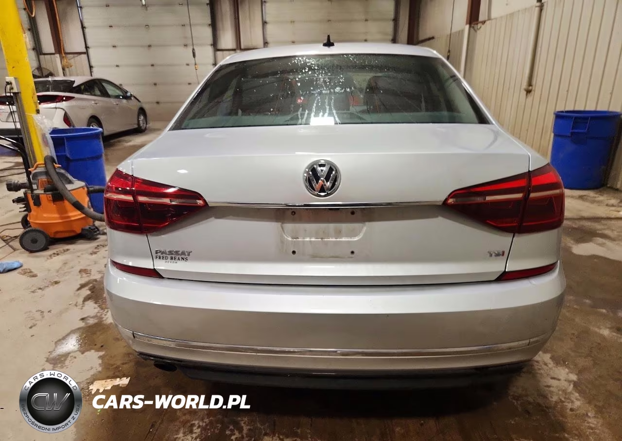 2017 Volkswagen Passat R-Line VIN:1VWDT7A3XHC005420 - 6