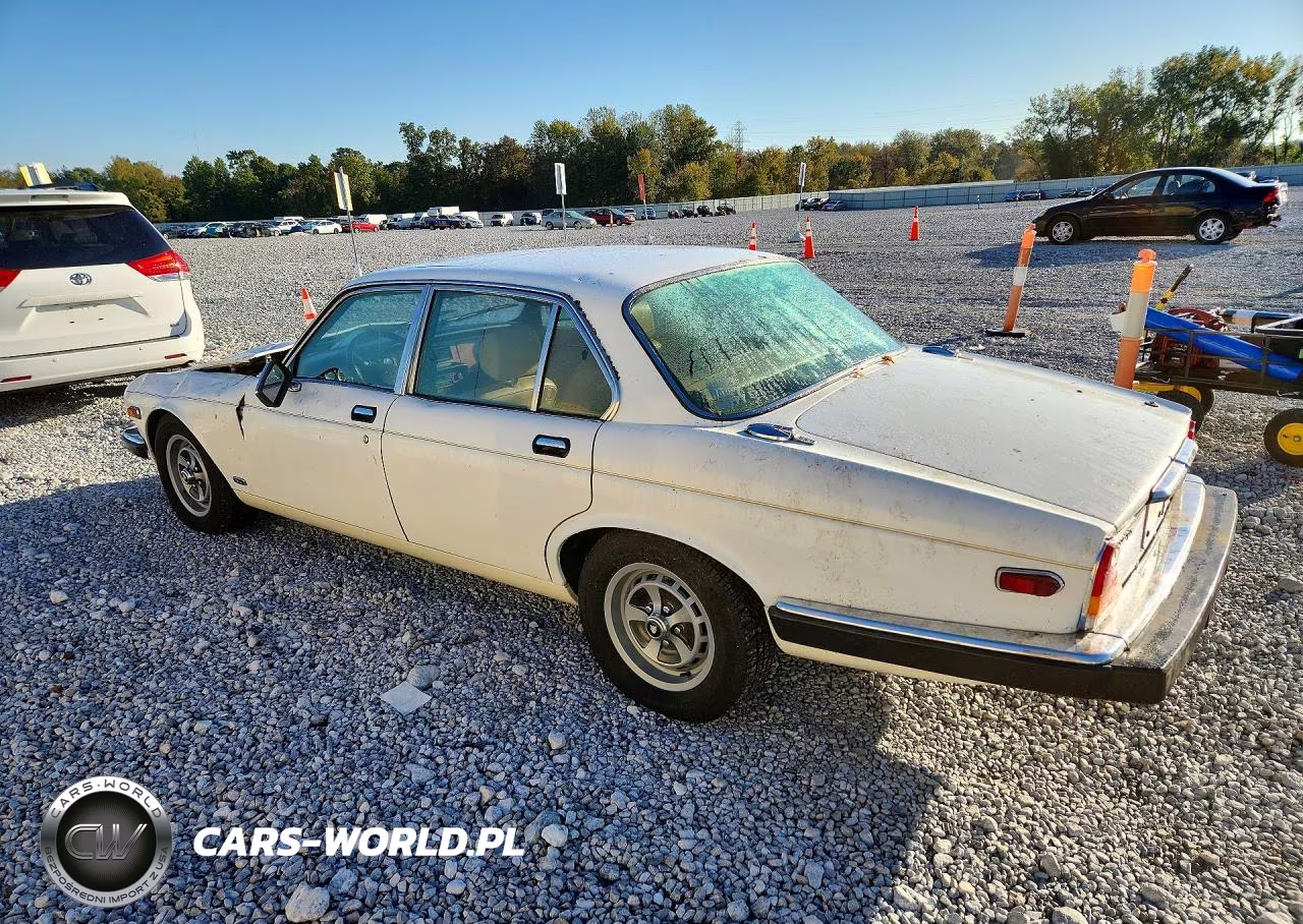 1983 Jaguar Xj6 VIN:SAJAV1349DC352882 - 2