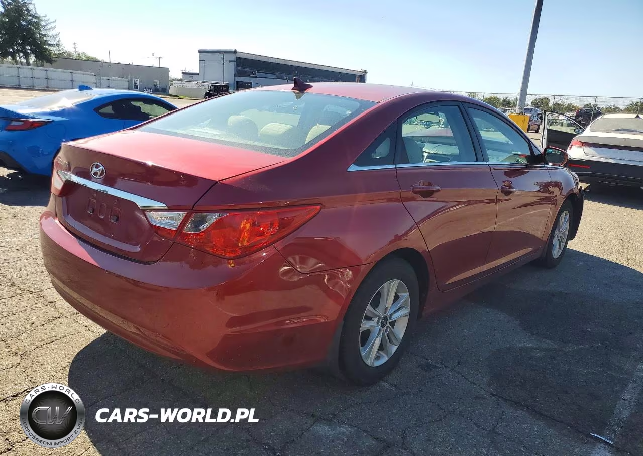 2011 Hyundai Sonata Gls VIN:5NPEB4AC8BH268087 - 3