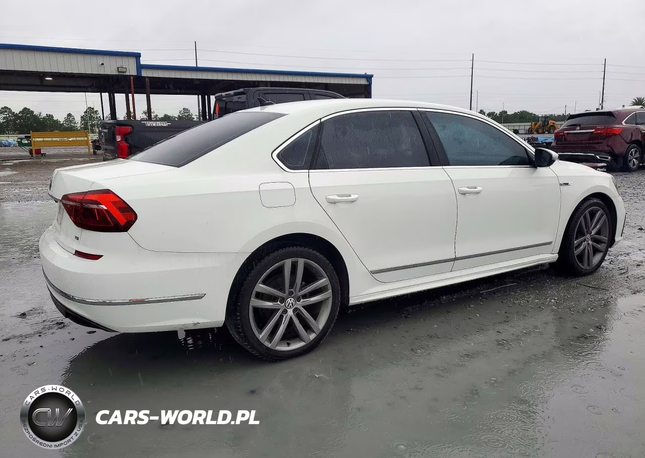 2017 Volkswagen Passat R-Line VIN:1VWDT7A34HC048313 - 3