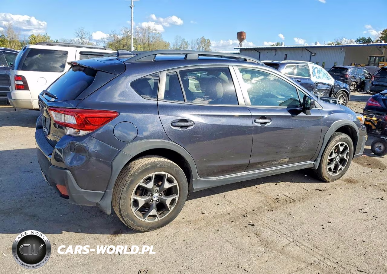 2018 Subaru Crosstrek Premium VIN:JF2GTABC4JH271389 - 3