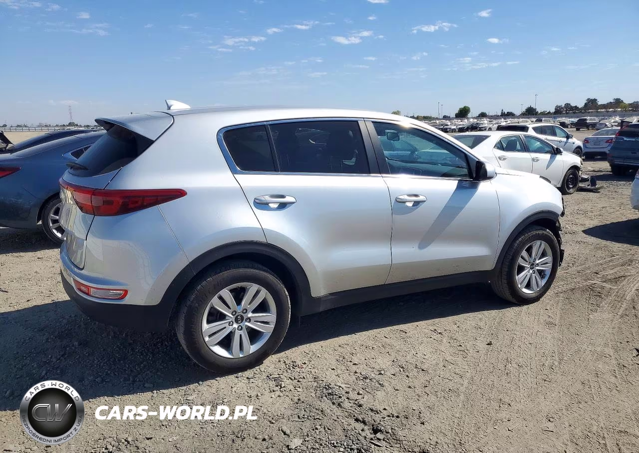 2019 Kia Sportage Lx VIN:KNDPM3AC7K7526827 - 3