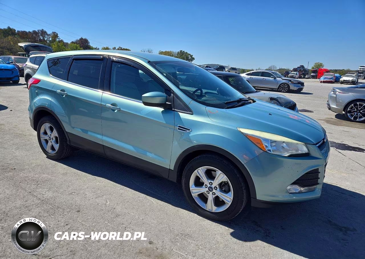 2013 Ford Escape Se VIN:1FMCU0G96DUB36388 - 4