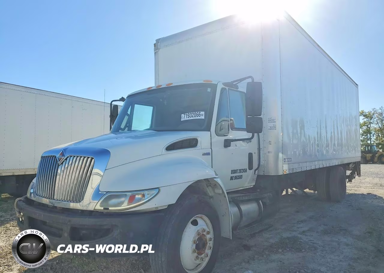 2012 International 4300 Box Truck – zdjęcie 1 z 13