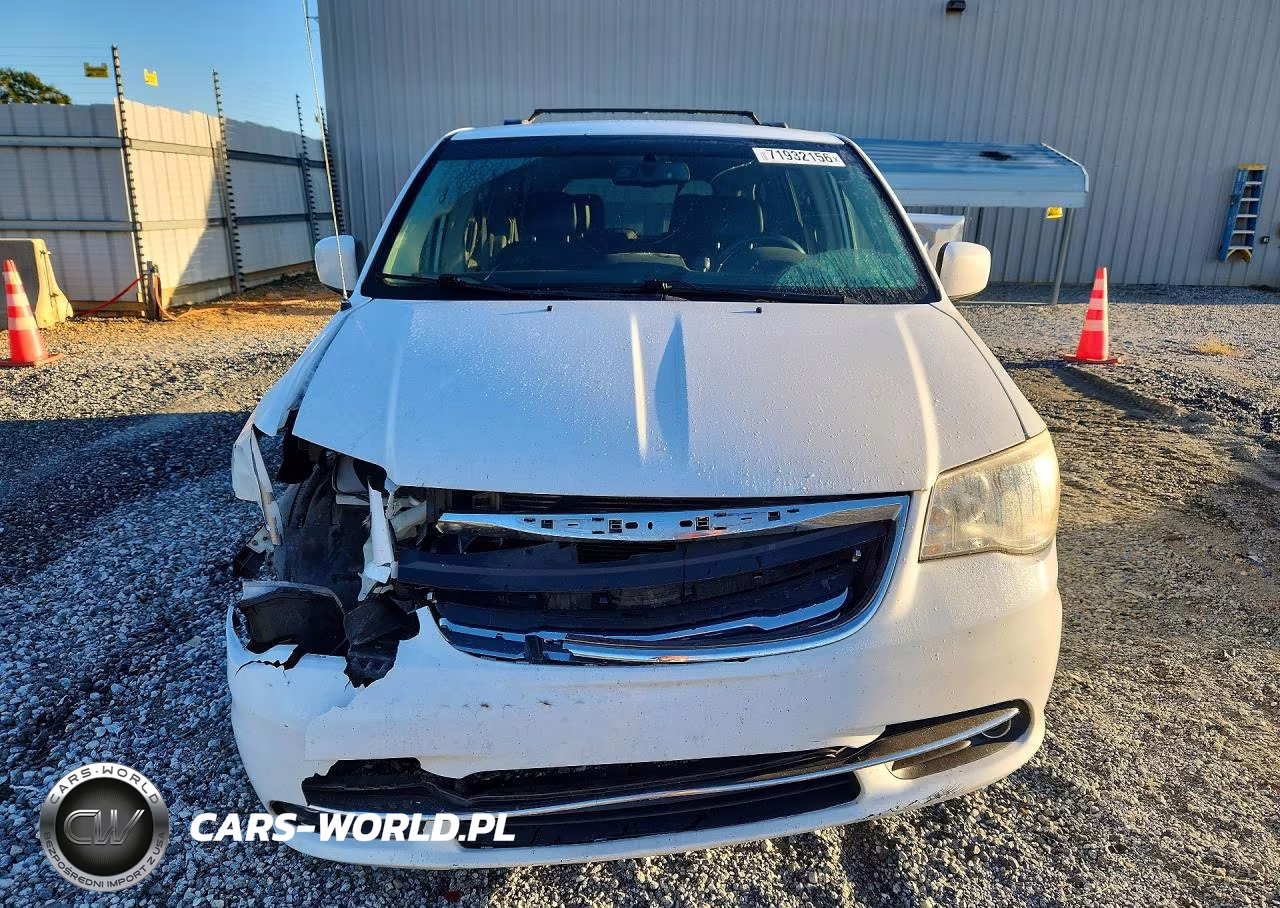 2014 Chrysler Town & Country Touring VIN:2C4RC1BG2ER236239 - 5