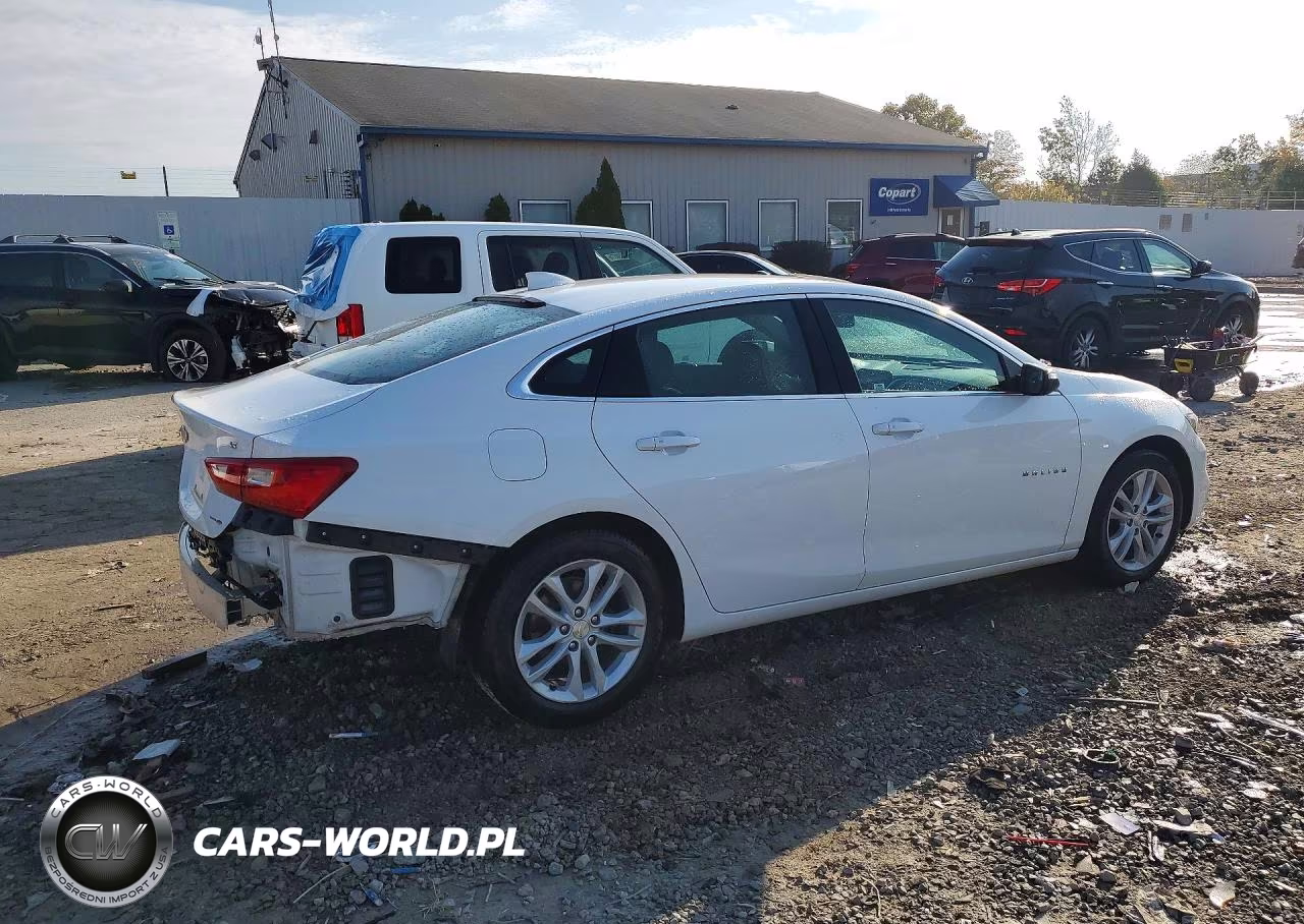 2017 Chevrolet Malibu Lt VIN:1G1ZE5ST5HF221477 - 3