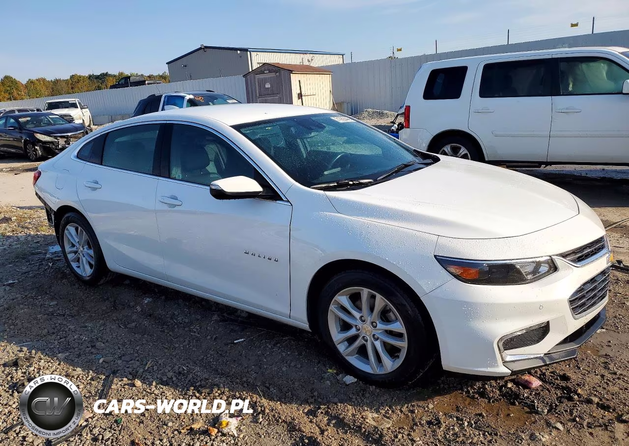 2017 Chevrolet Malibu Lt VIN:1G1ZE5ST5HF221477 - 4