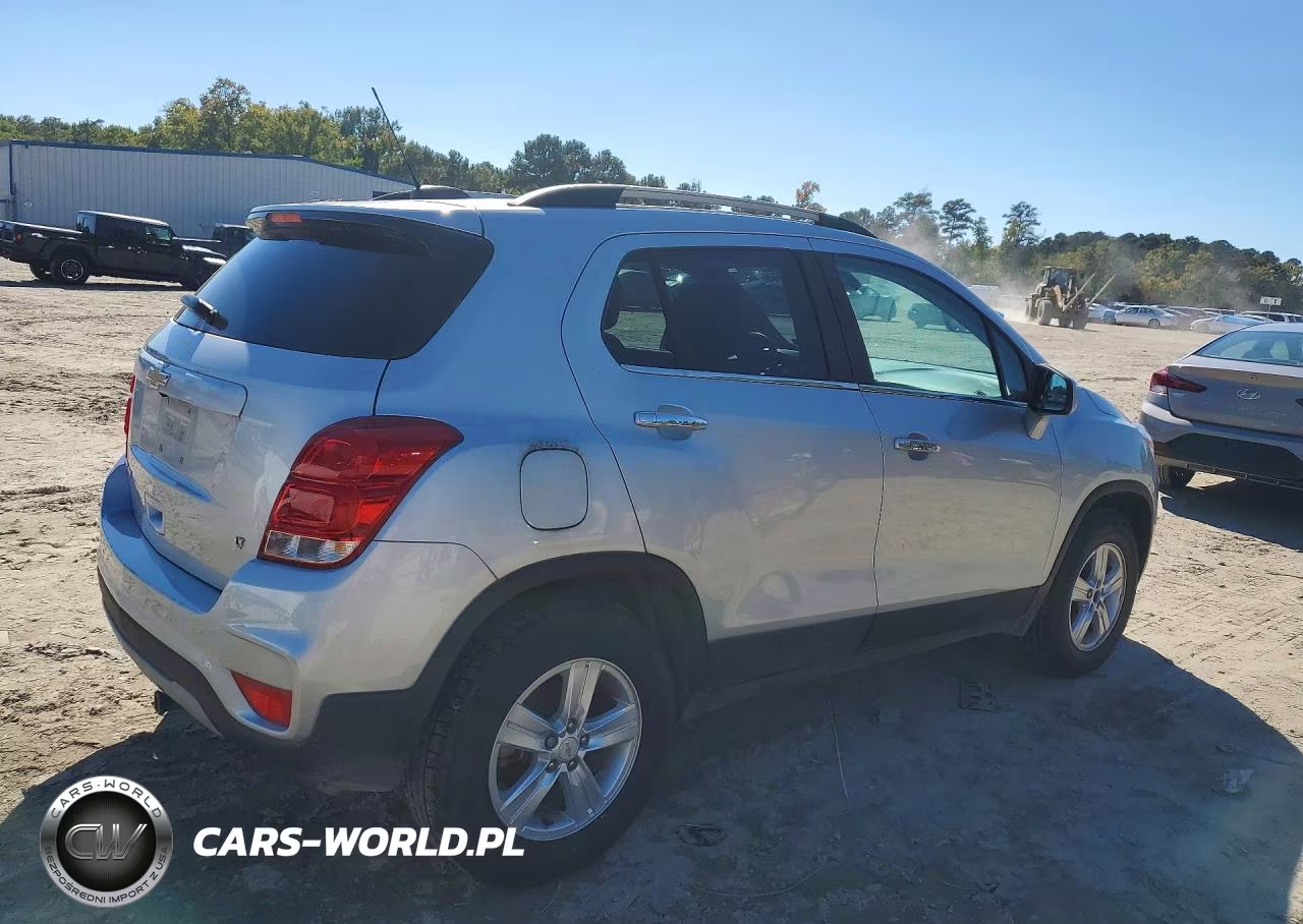 2020 Chevrolet Trax 1Lt VIN:KL7CJPSB8LB033903 - 3