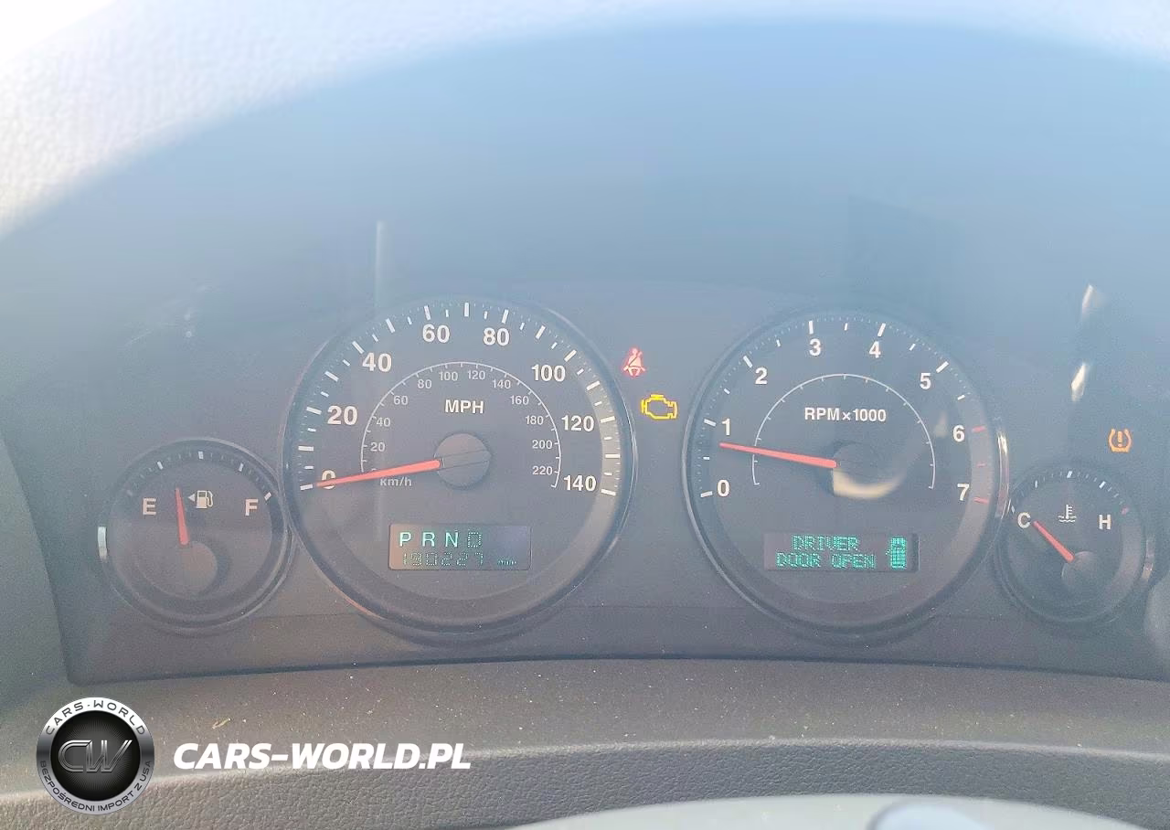 2005 Jeep Grand Cherokee Laredo VIN:1J4HR48N35C702605 - 9